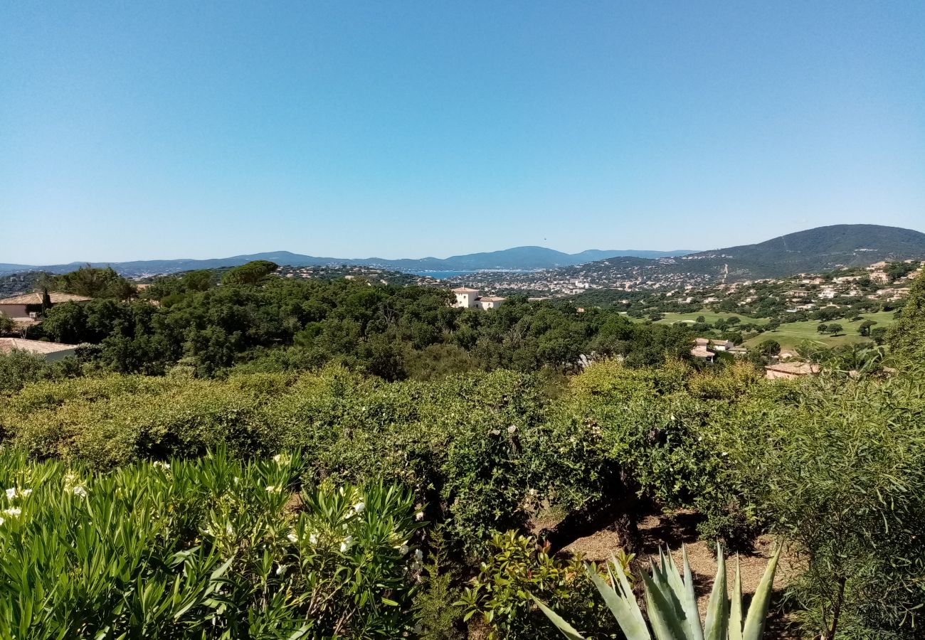 Villa à Sainte-Maxime - CEZANNE