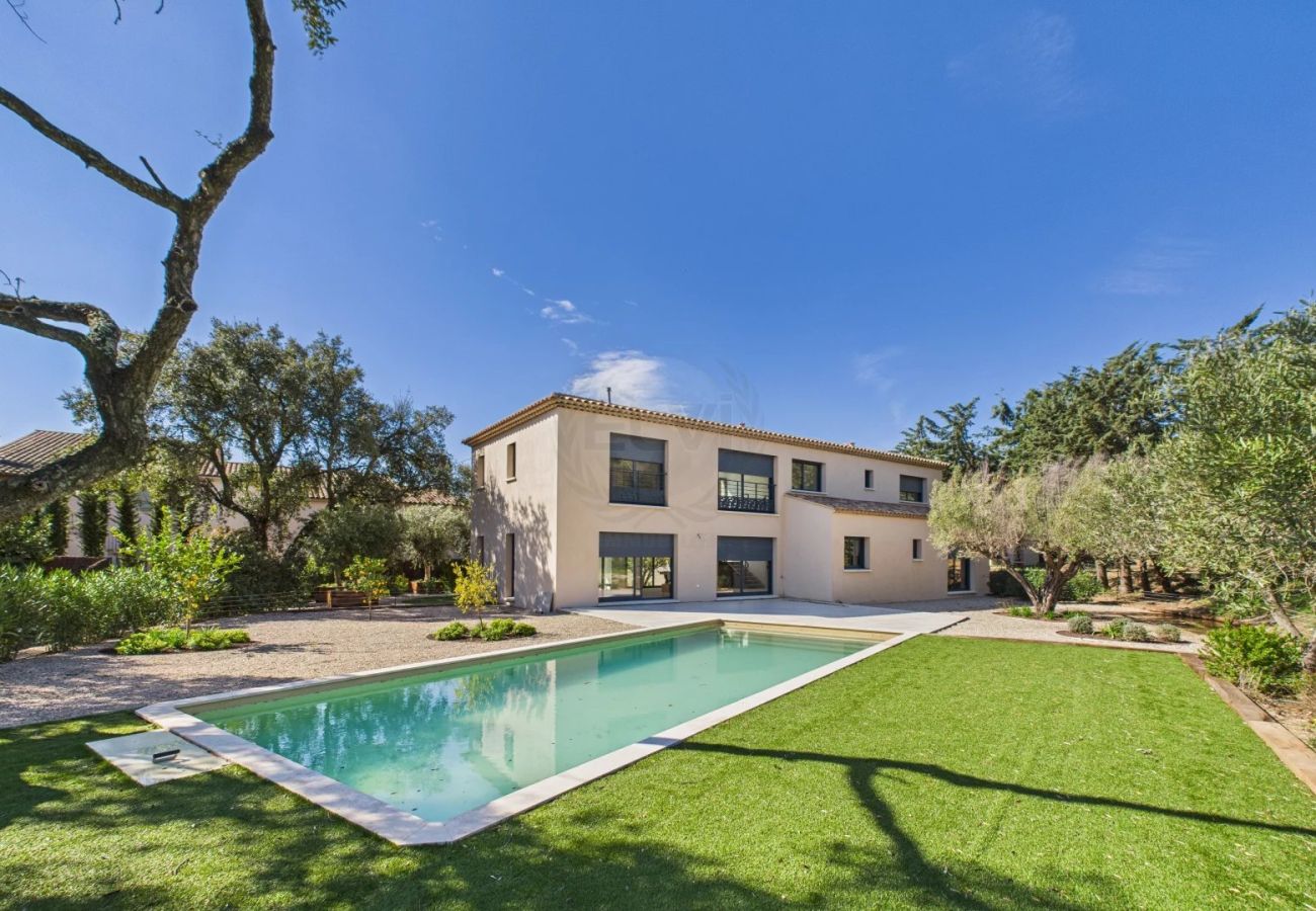 Maison à Le Plan-de-la-Tour - VILLA NEUVE LES PRES