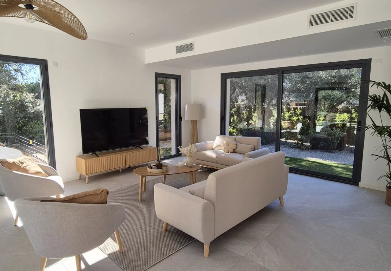 Maison à Le Plan-de-la-Tour - VILLA NEUVE LES PRES