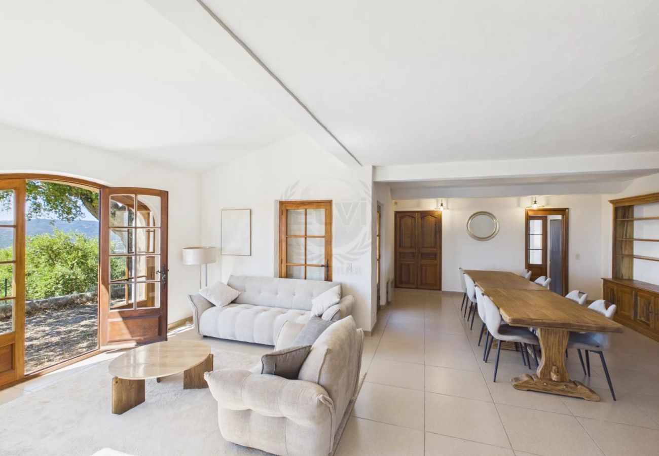 Villa à Le Plan-de-la-Tour - VILLA LE CLOS VUE MER